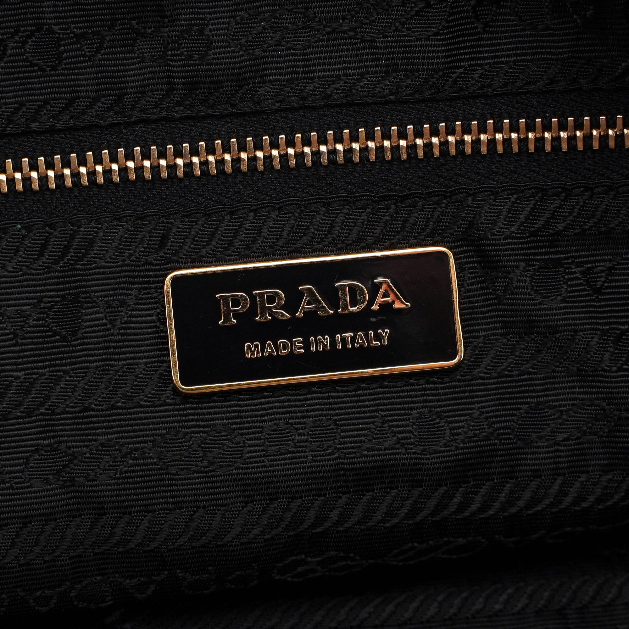 BT0054 Black Nappa Box Shoulder Bag