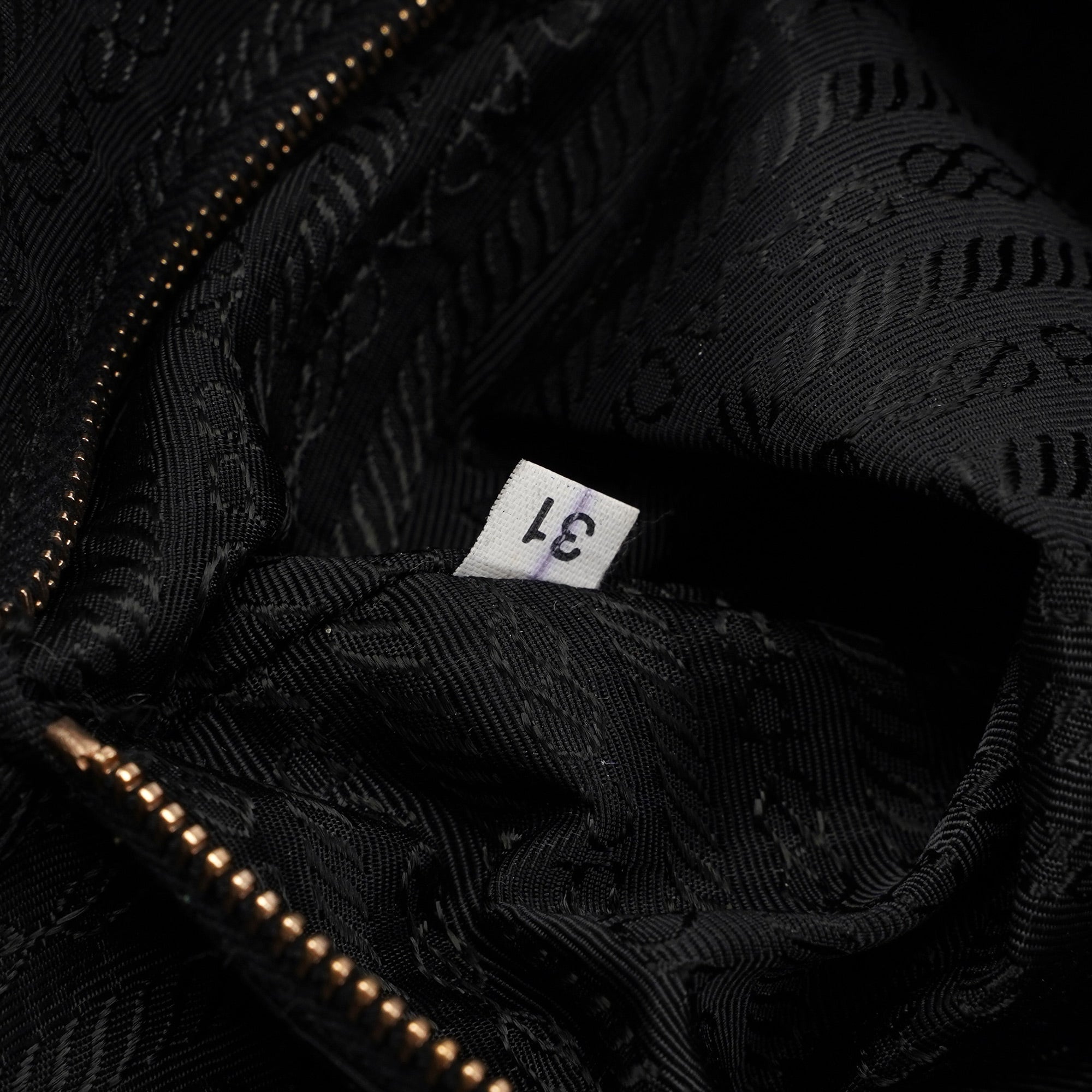 BT0054 Black Nappa Box Shoulder Bag