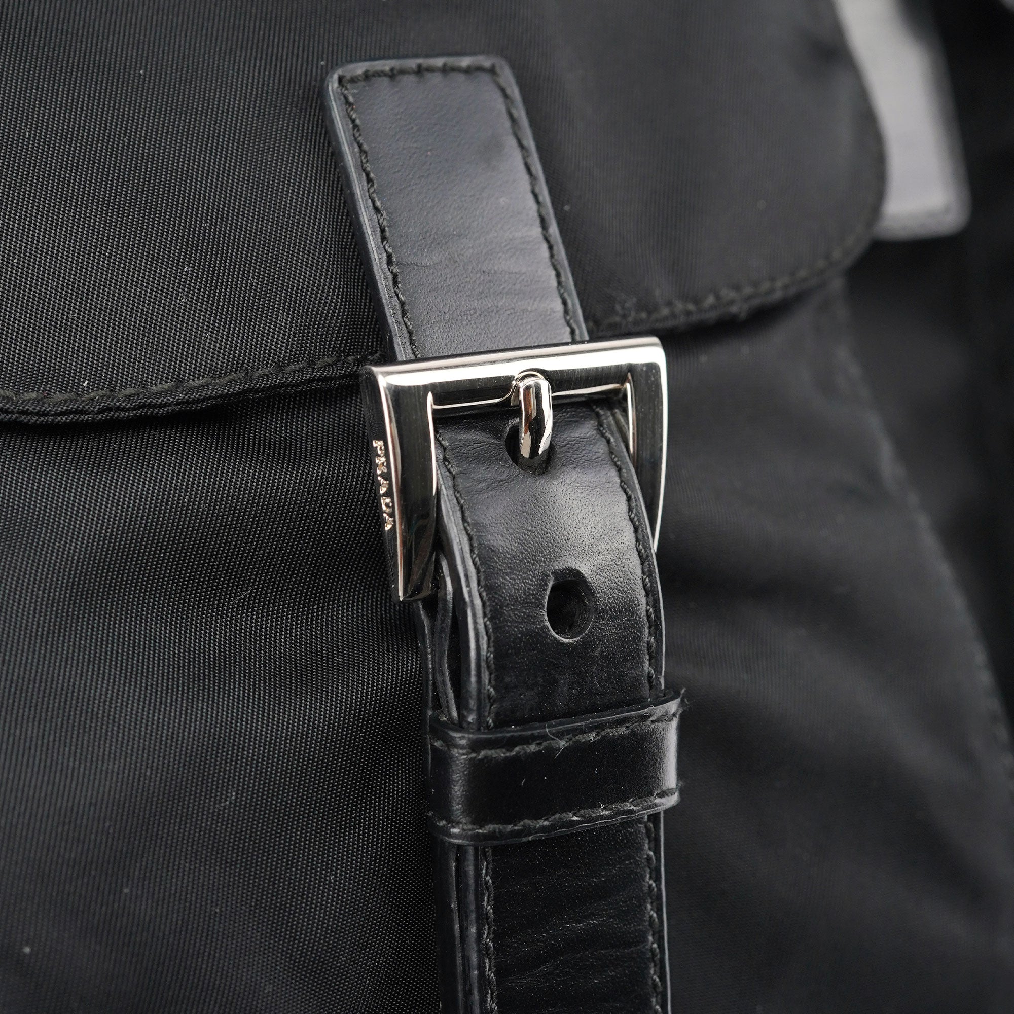 BZ2811 Black Tessuto Vela Backpack