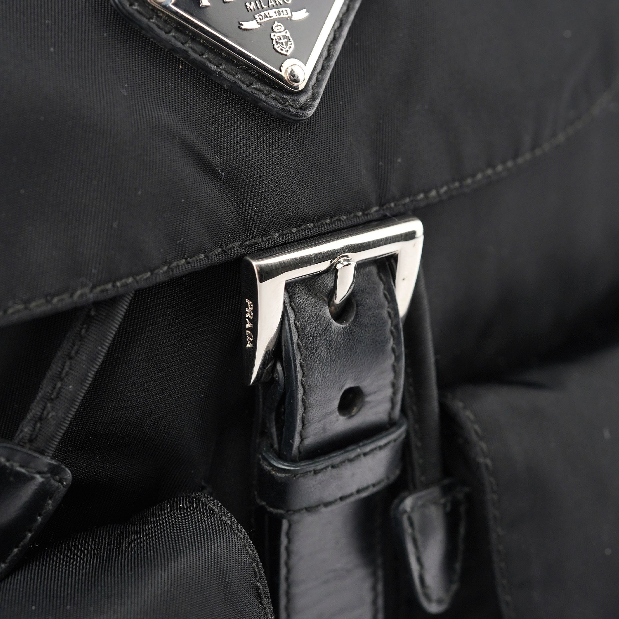 BZ2811 Black Tessuto Vela Backpack