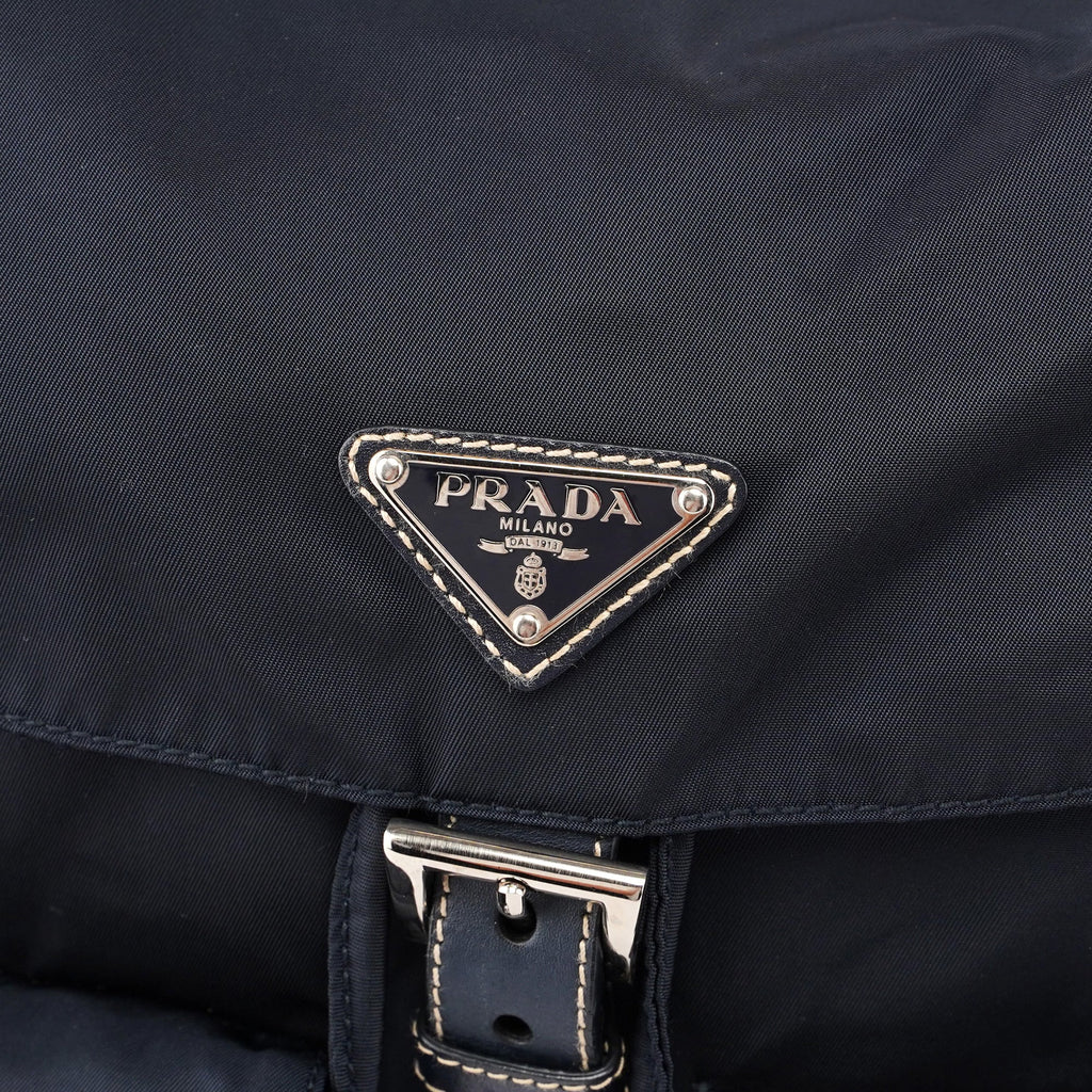 BZ2811 Navy Backpack