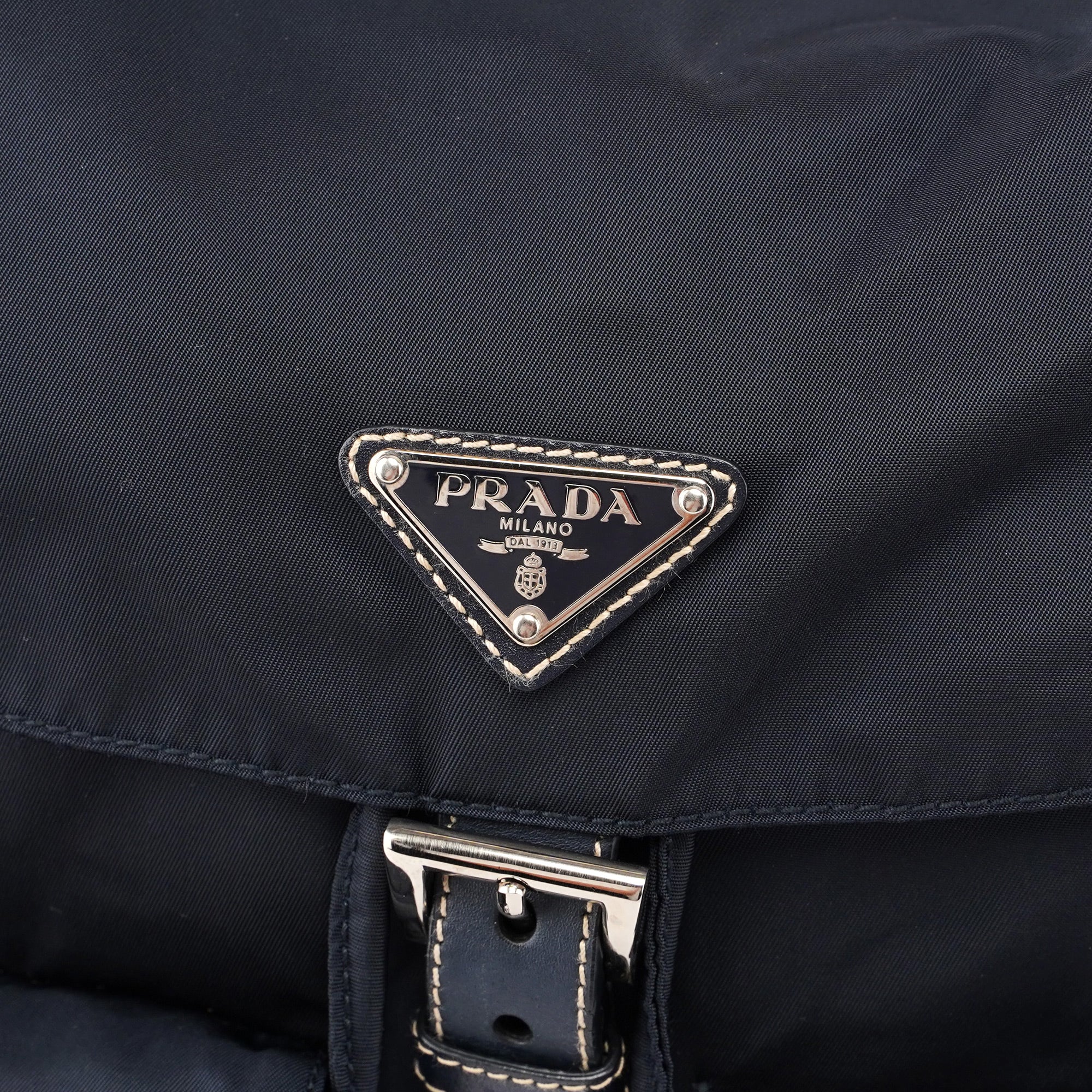 BZ2811 Navy Backpack