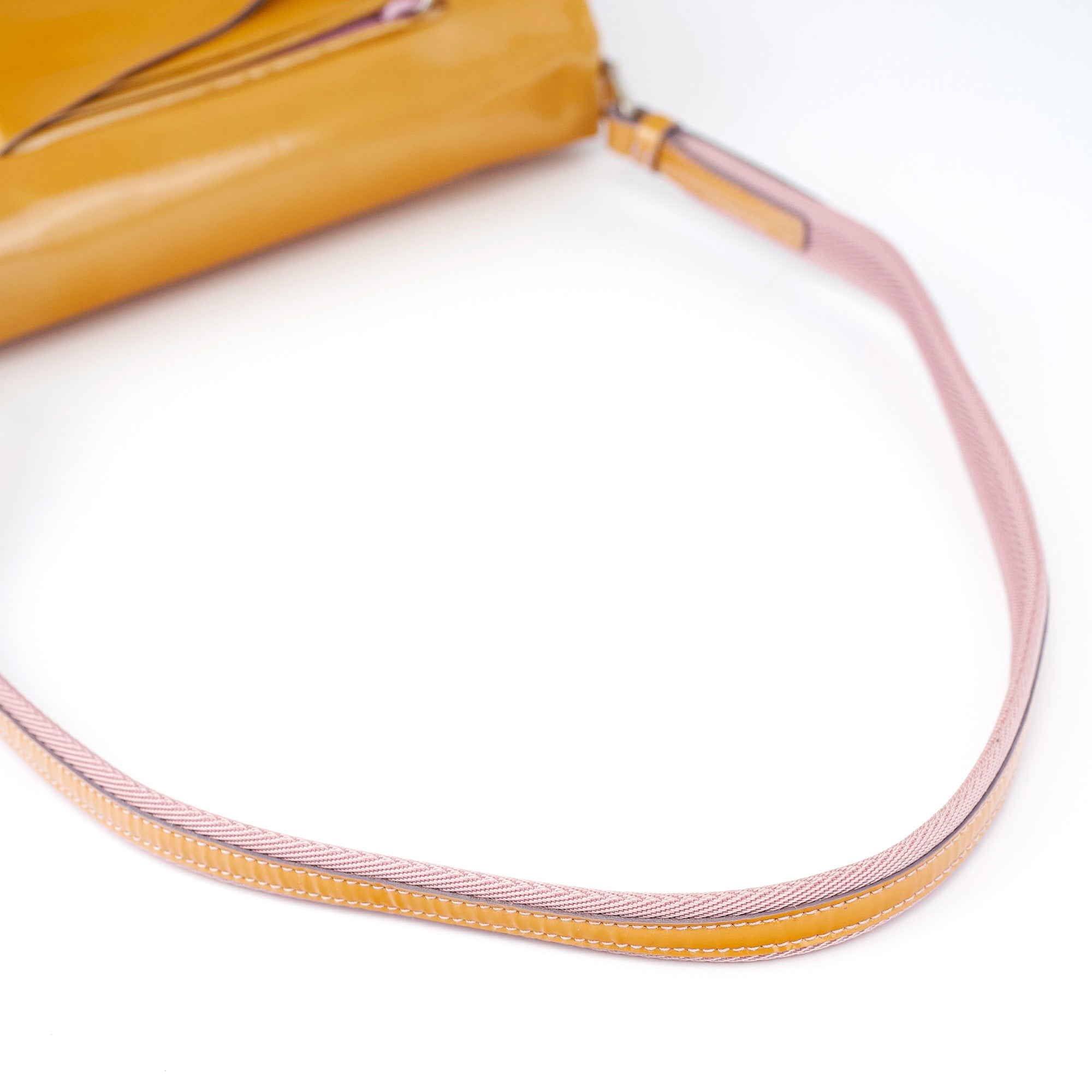 Fall 1999 Yellow Vernice Patent Leather Shoulder Bag