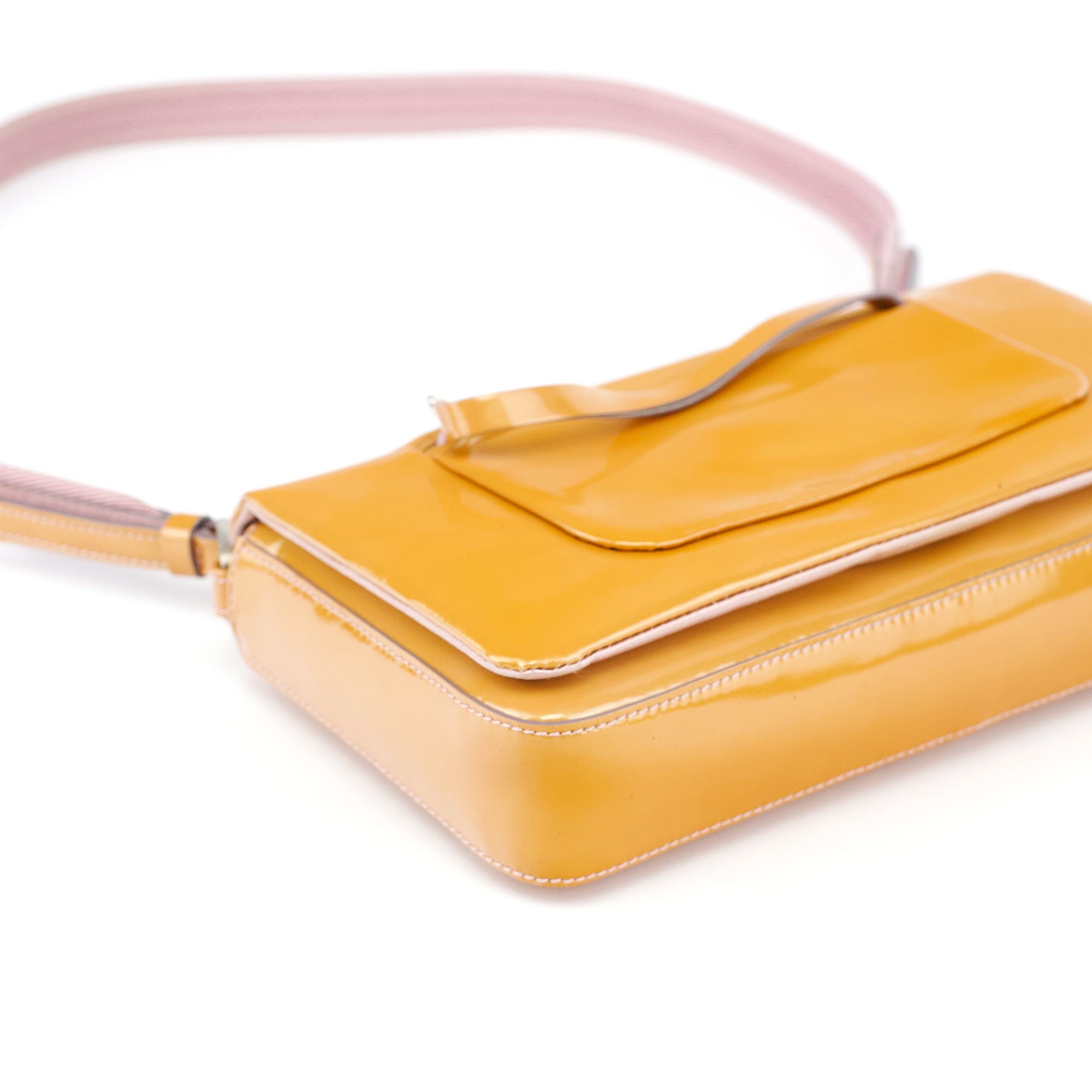 Fall 1999 Yellow Vernice Patent Leather Shoulder Bag