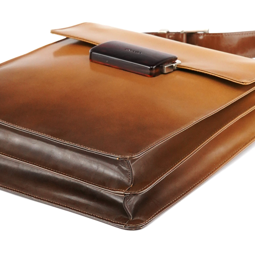 Light Brown Spazzolato Gradient Buckle Bag