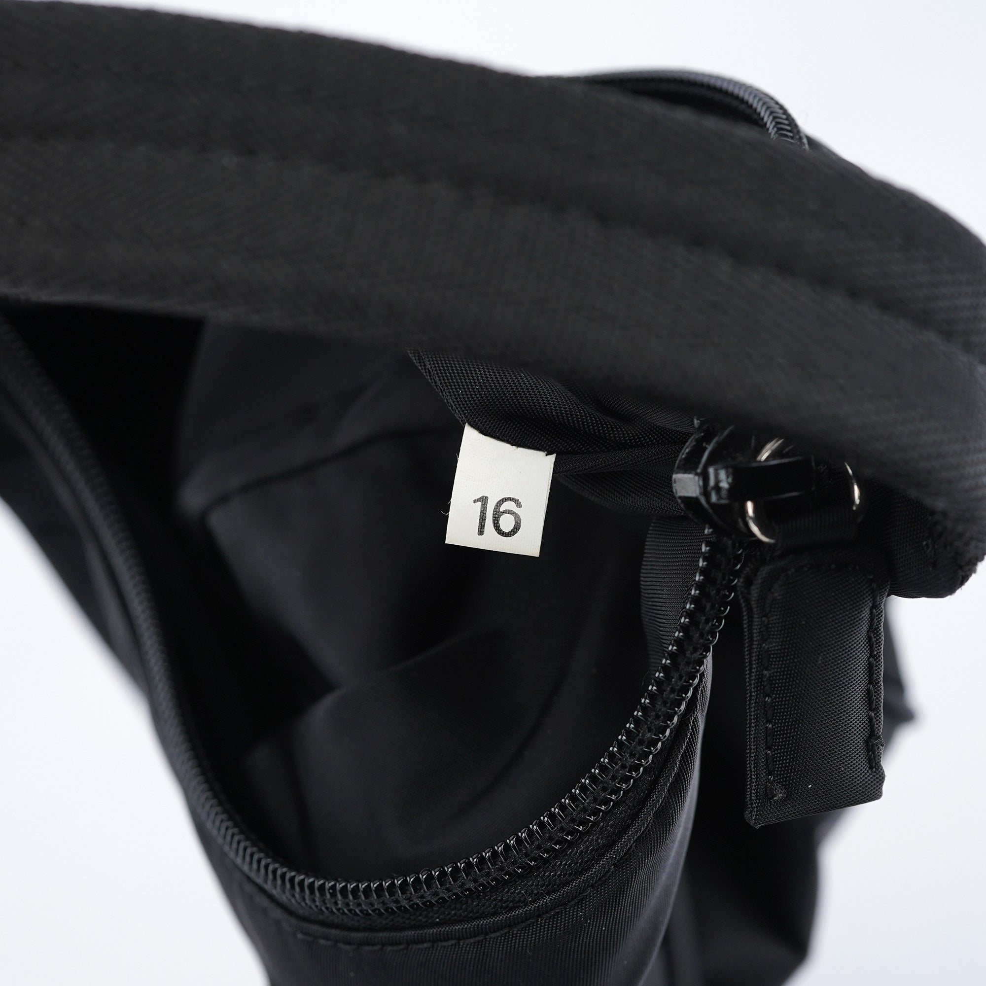 MV515 Black Tessuto Mini Hobo Bag