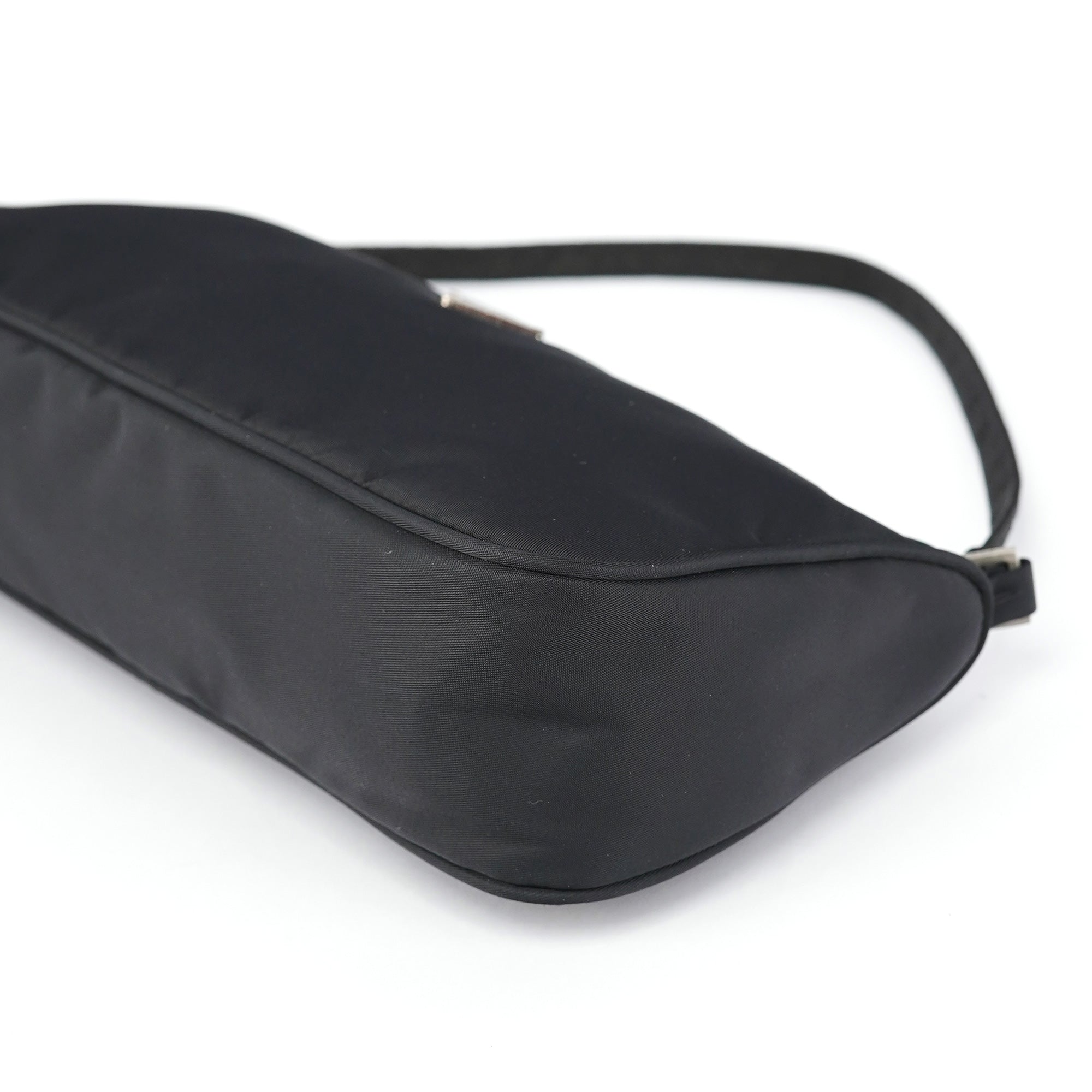 MV519 Black Tessuto Mini Hobo Bag
