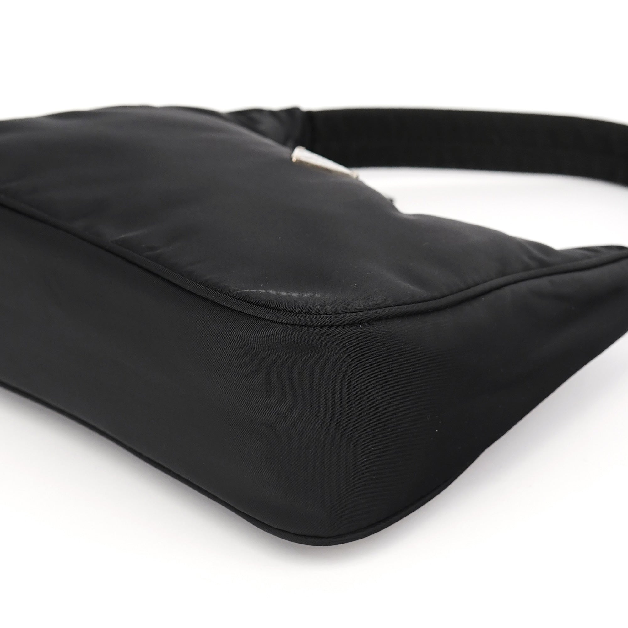 MV519 Black Tessuto Mini Hobo Bag