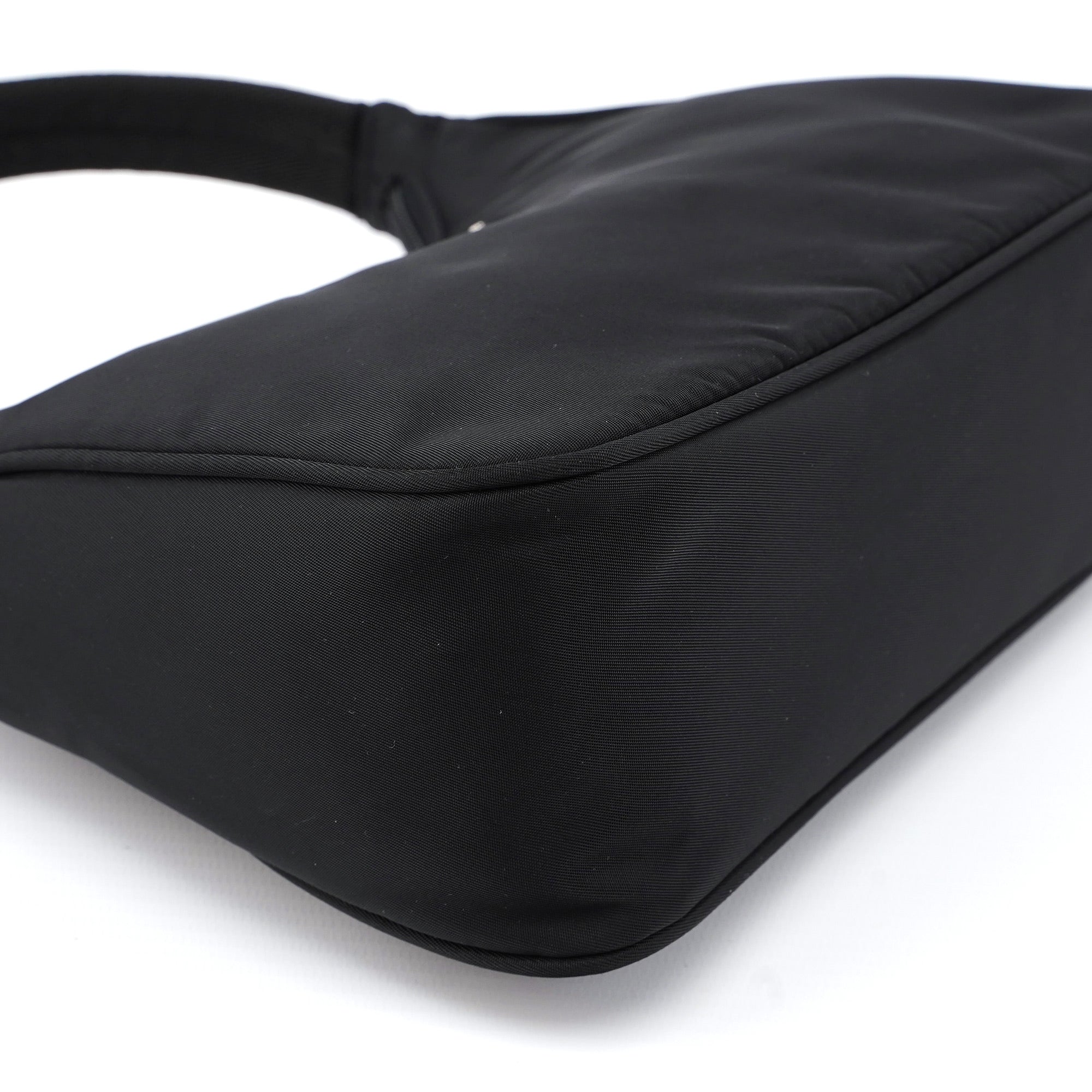 MV519 Black Tessuto Mini Hobo Bag