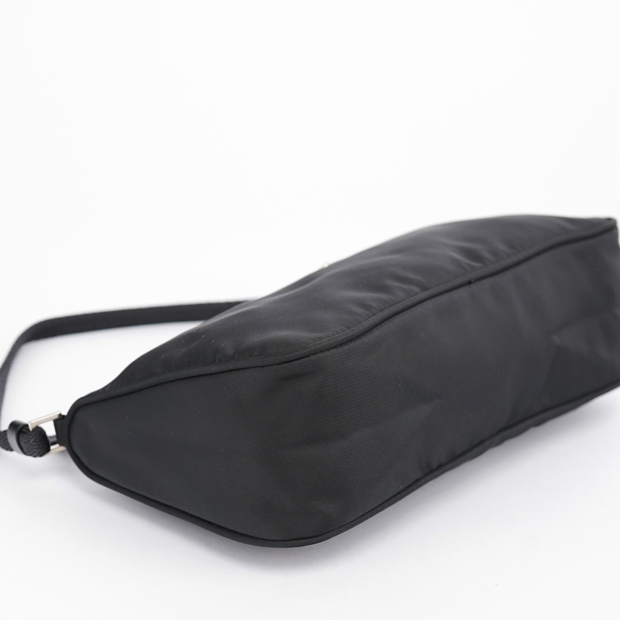 MV633 Black Tessuto Mini Hobo Bag
