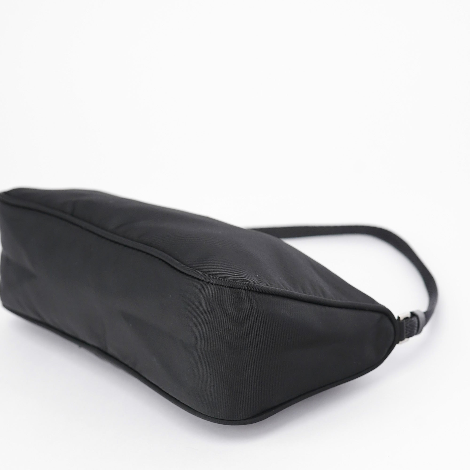 MV633 Black Tessuto Mini Hobo Bag