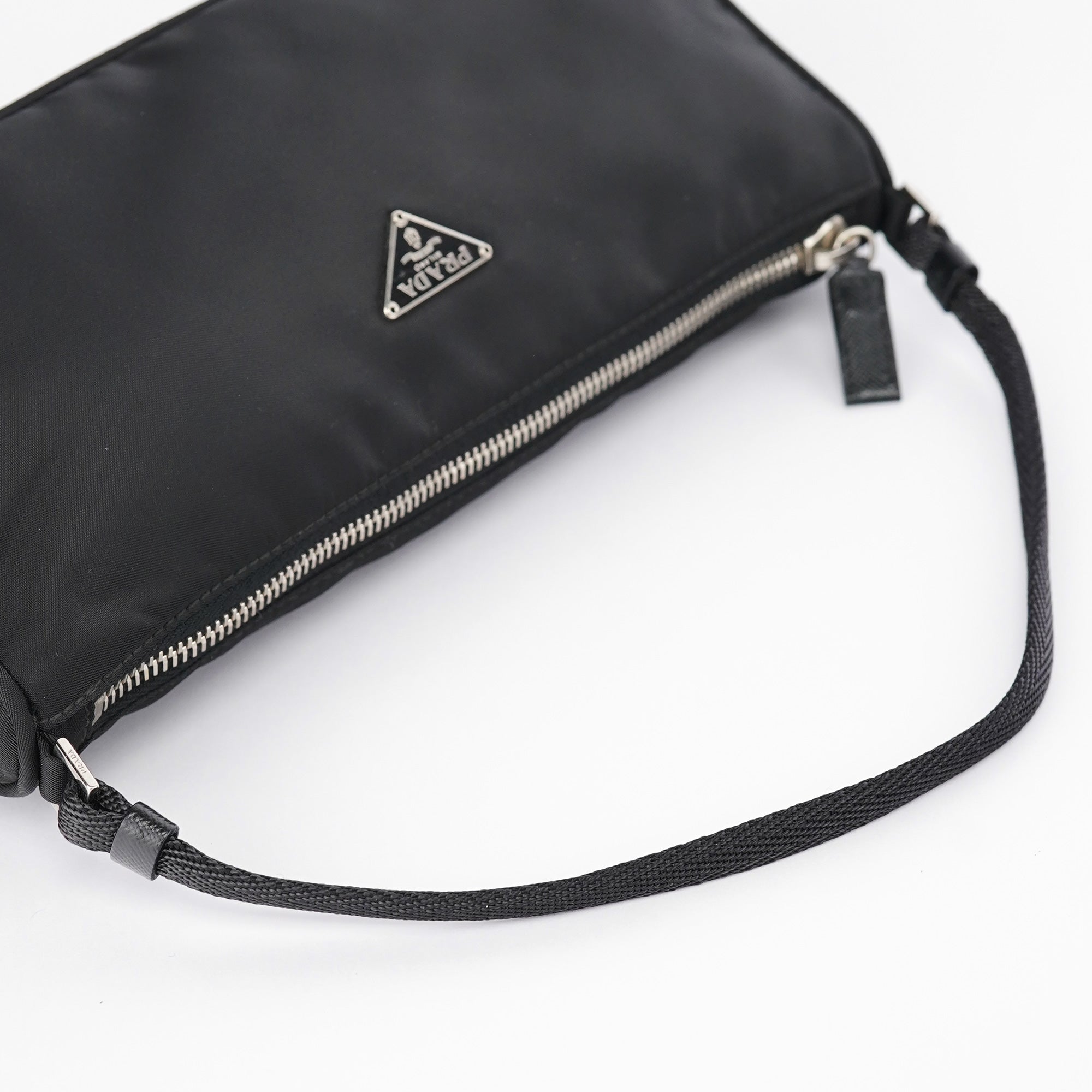 MV633 Black Tessuto Mini Hobo Bag