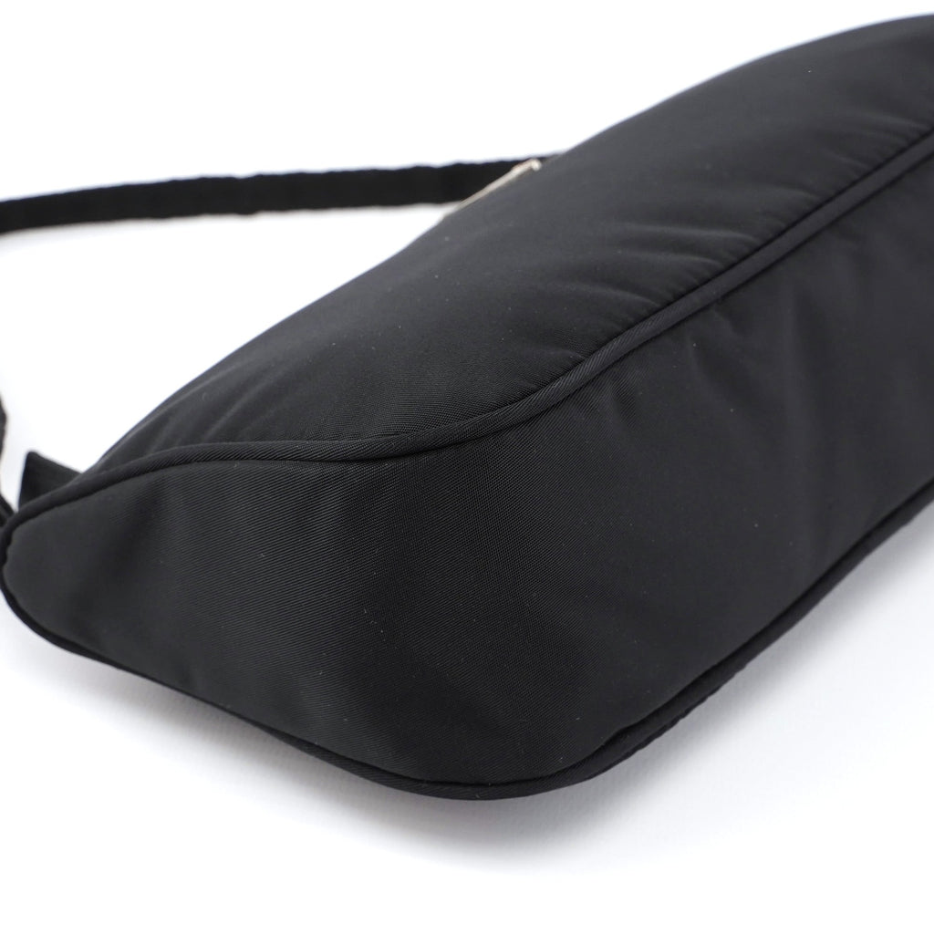 MV633 Black Tessuto Mini Hobo Bag