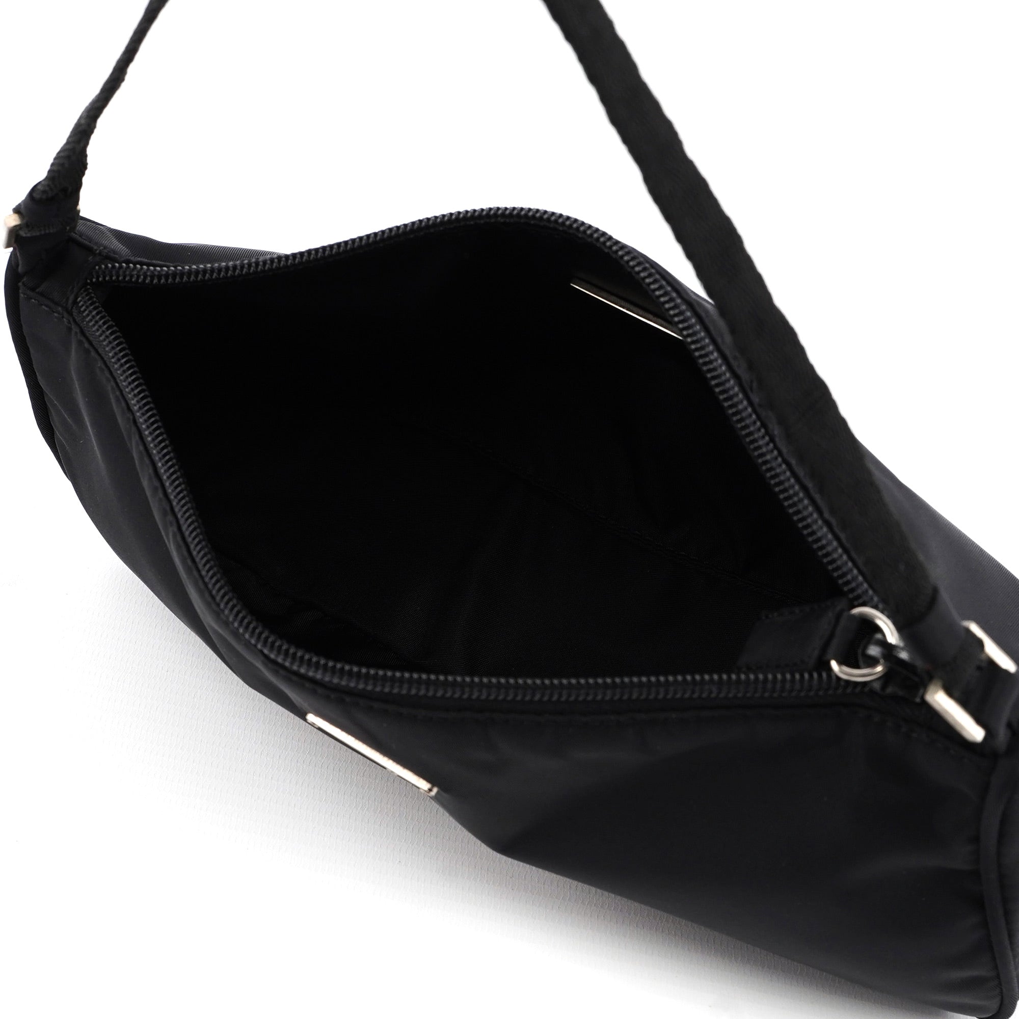 MV633 Black Tessuto Mini Hobo Bag