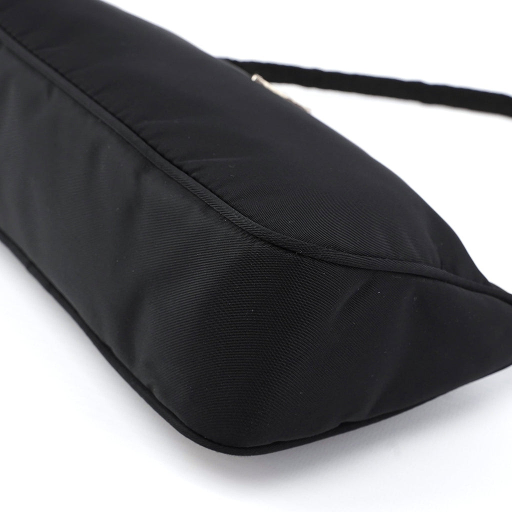 MV633 Black Tessuto Mini Hobo Bag