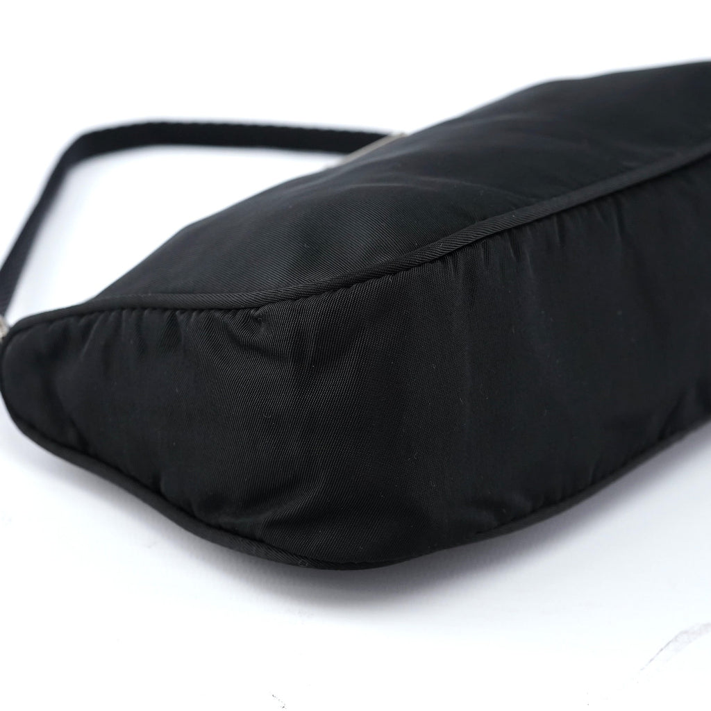 MV633 Black Tessuto Mini Hobo Bag