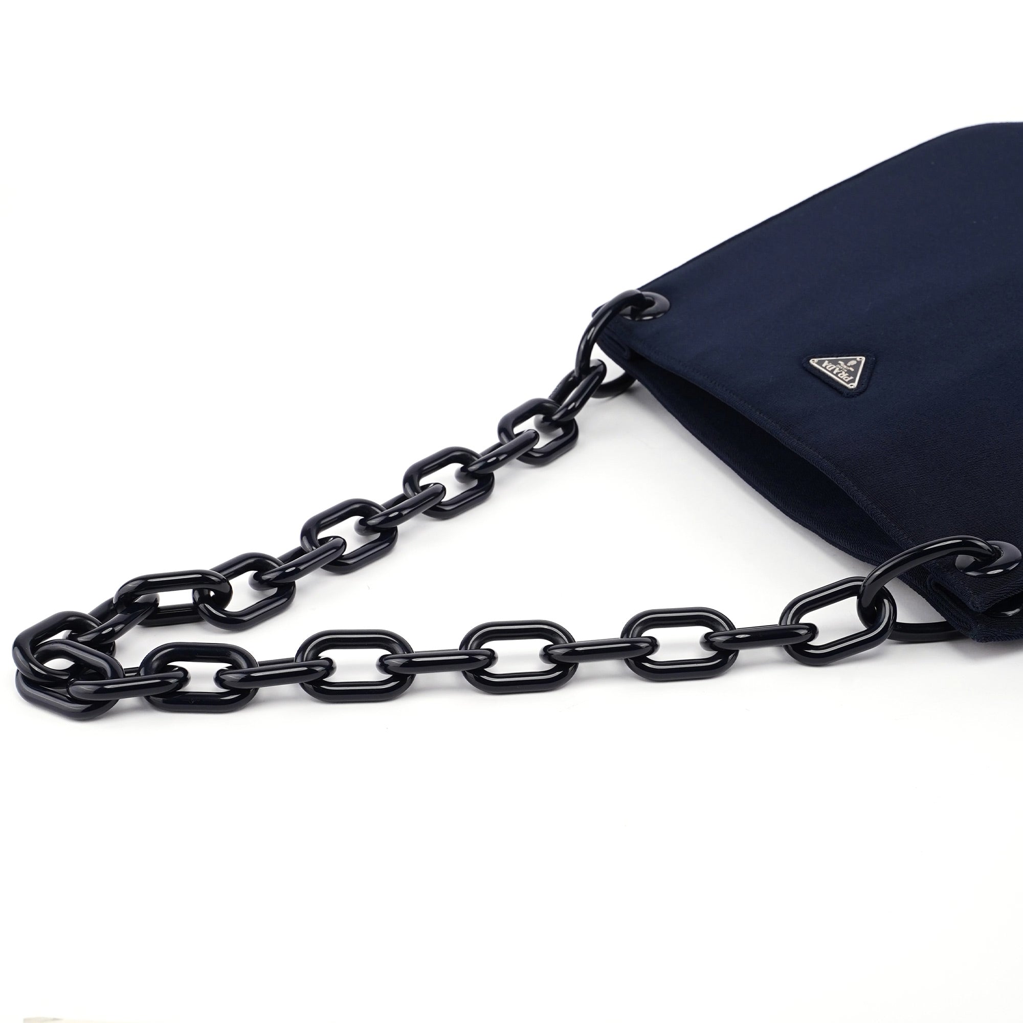 Navy Mesh Plastic Chain Shoulder Bag