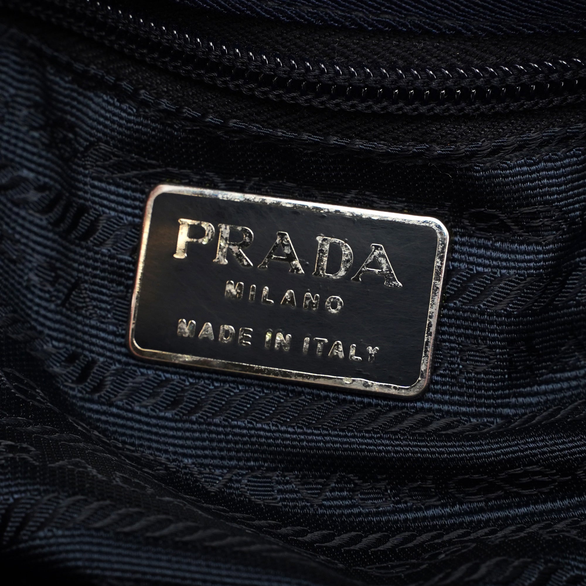 Navy Mesh Plastic Chain Shoulder Bag