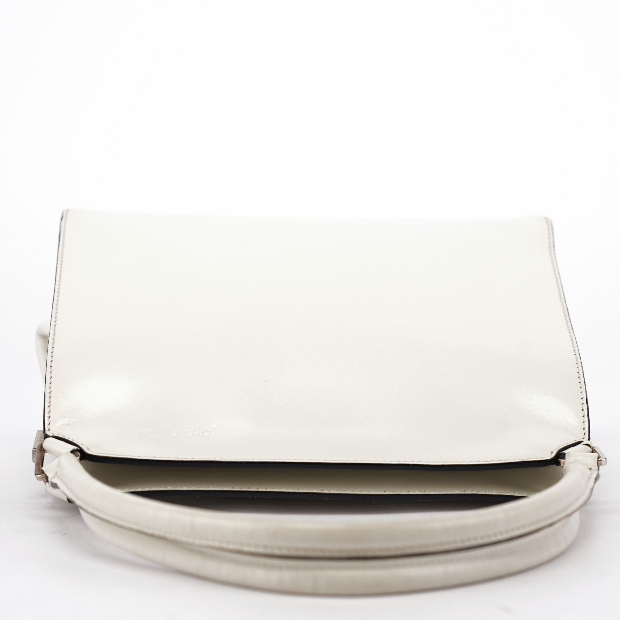 Off White Vitello Chic Shoulder Bag