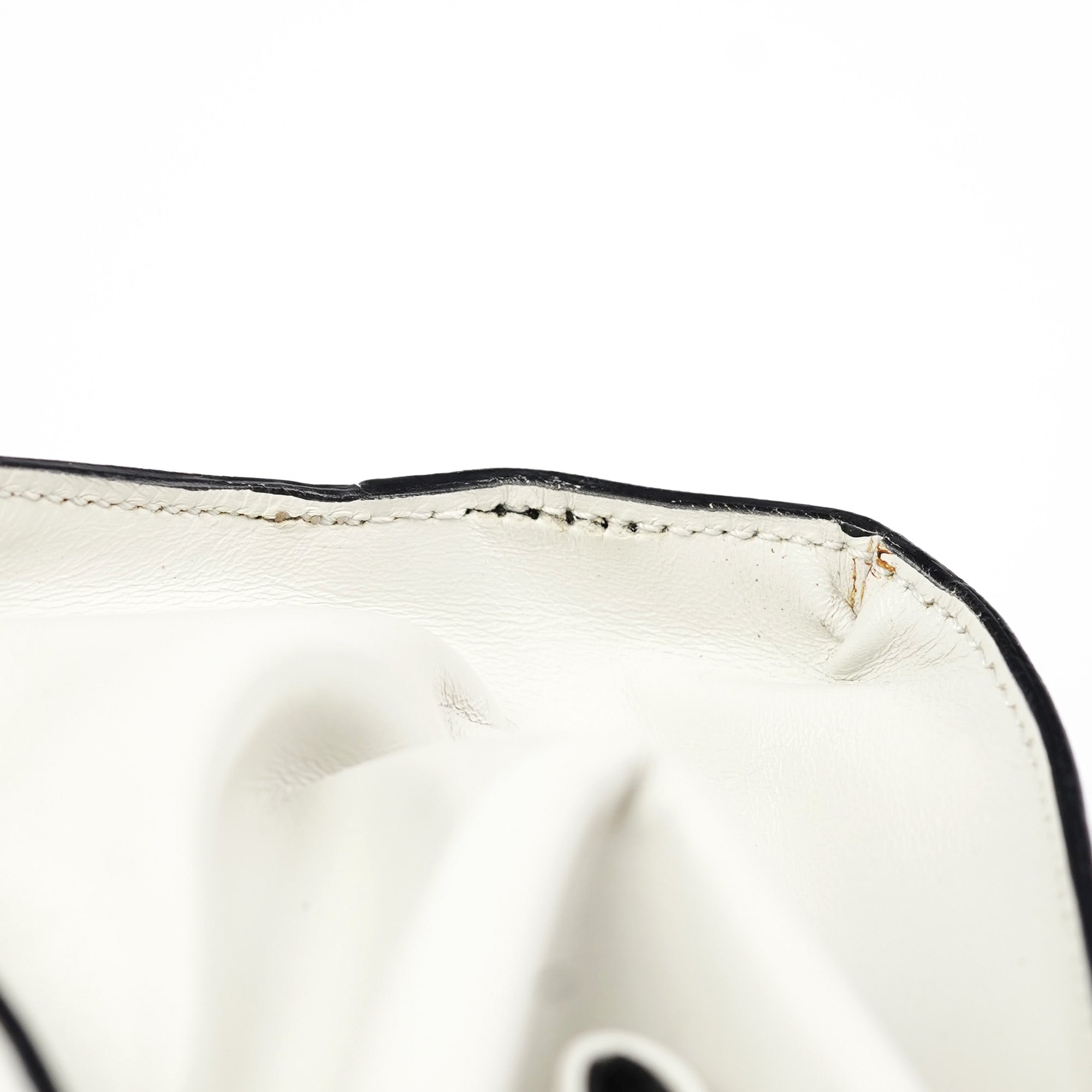 Off White Vitello Chic Shoulder Bag