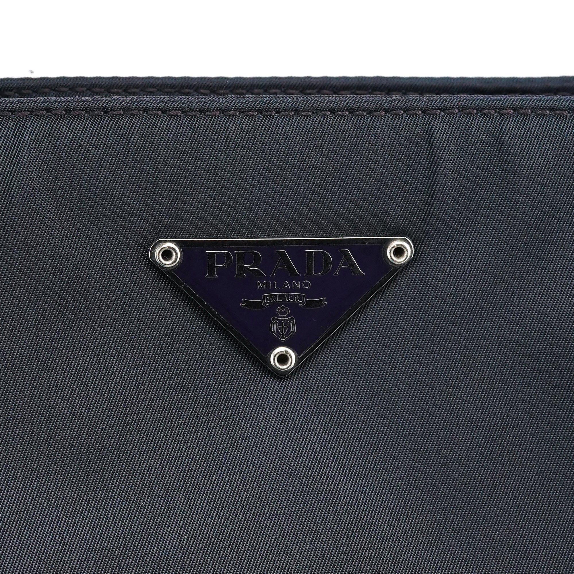 Purple Nylon Tessuto Chic Shoulder Bag