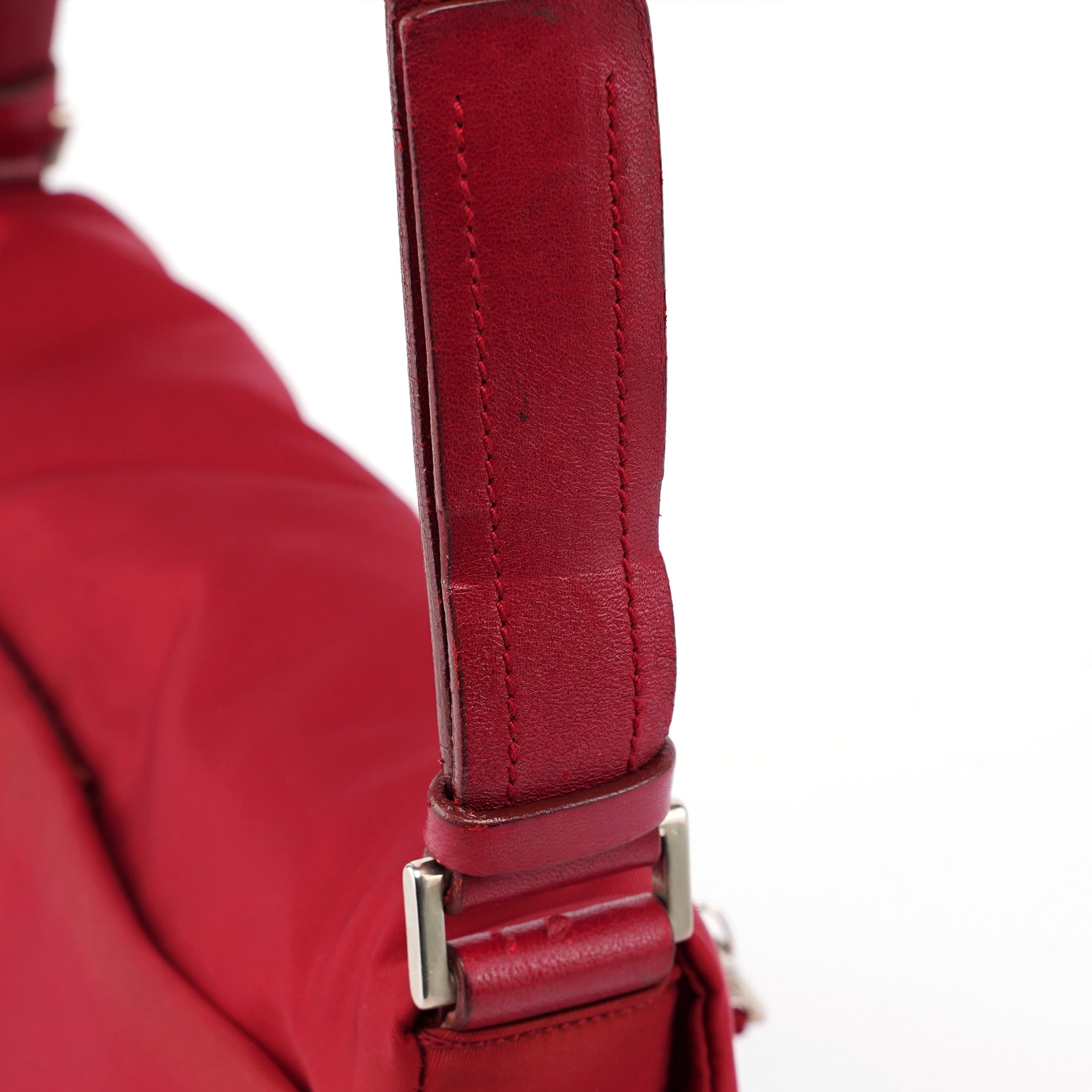 Red Tessuto Shoulder Bag