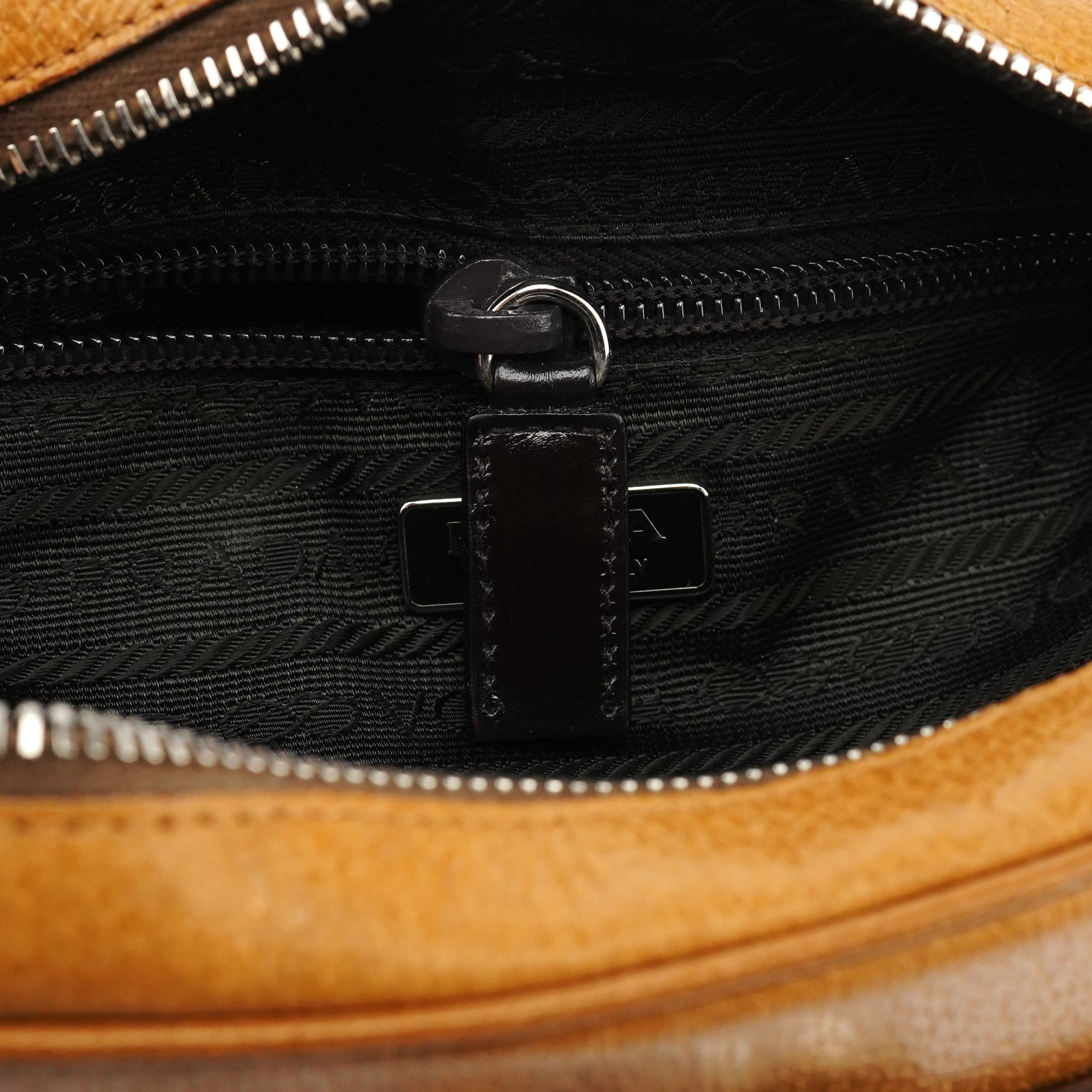 Spring 2000 Beige Leather Shoulder Bag
