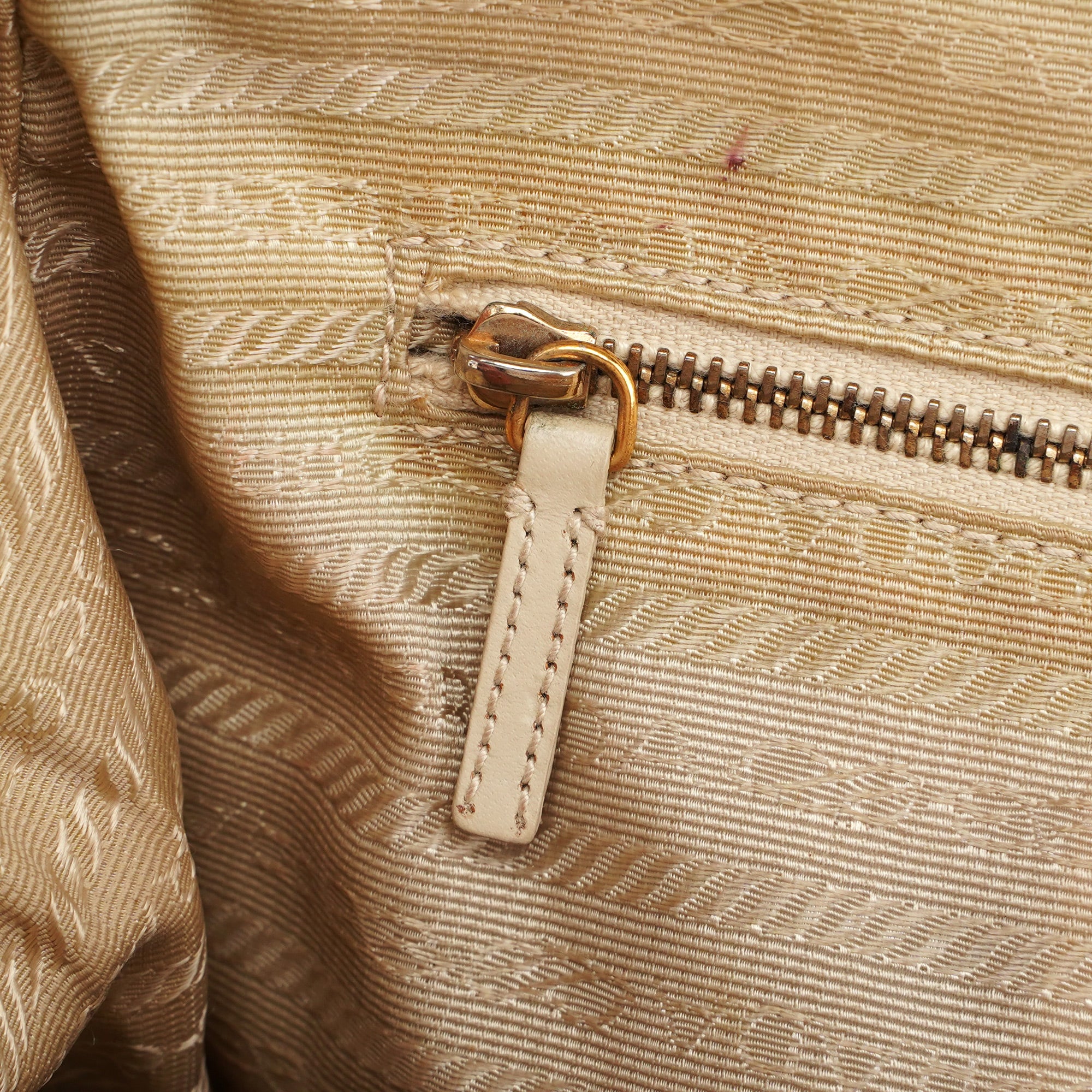 Yellow Vitello Chic Shoulder Bag