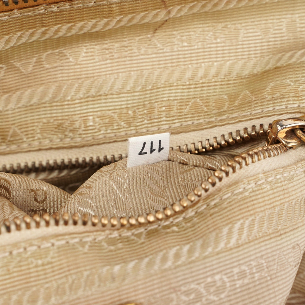 Yellow Vitello Chic Shoulder Bag