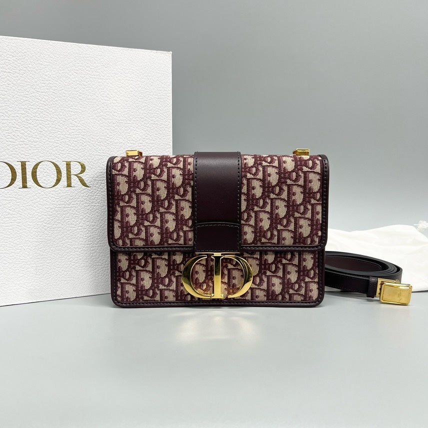 Dior 30 Montaigne 24×17cm 2019 Bag XJ13905