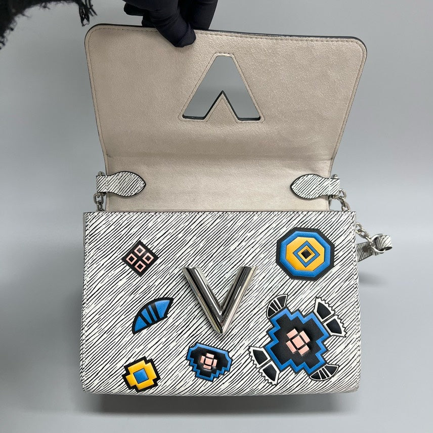 LV Twist Bag 23*17cm XJ13959