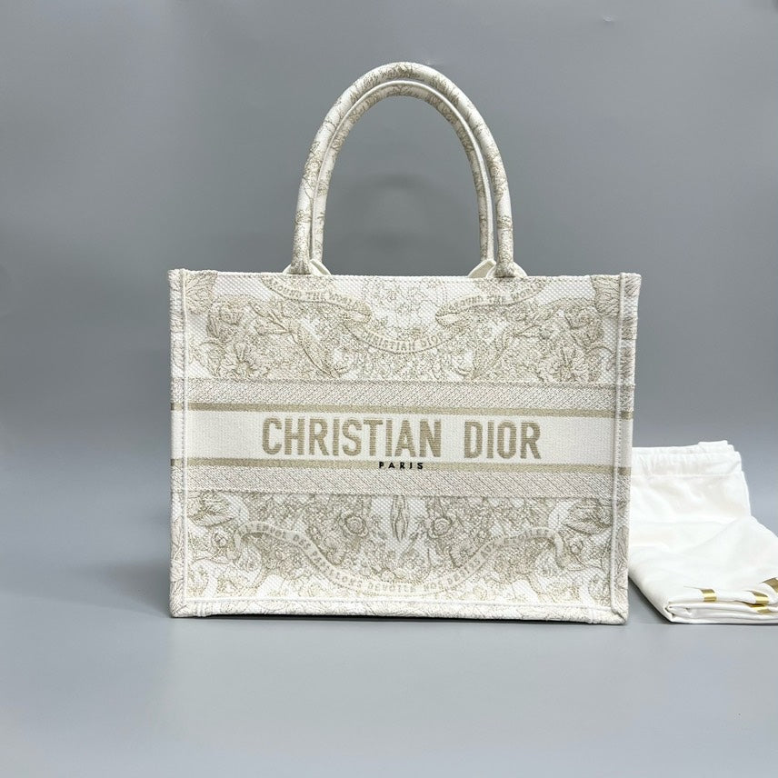 DIOR Booktote Bag 37*28*15cm 2023 XJ13972