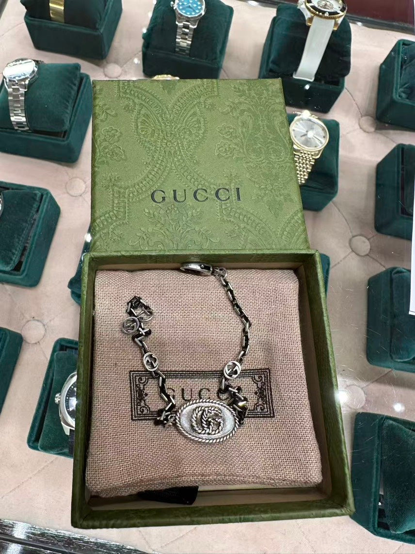 Gucci double G bracelet