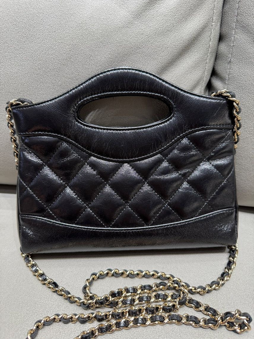 Chanel 31bag nano Black GA282G3G  20.5*17*3.5cm