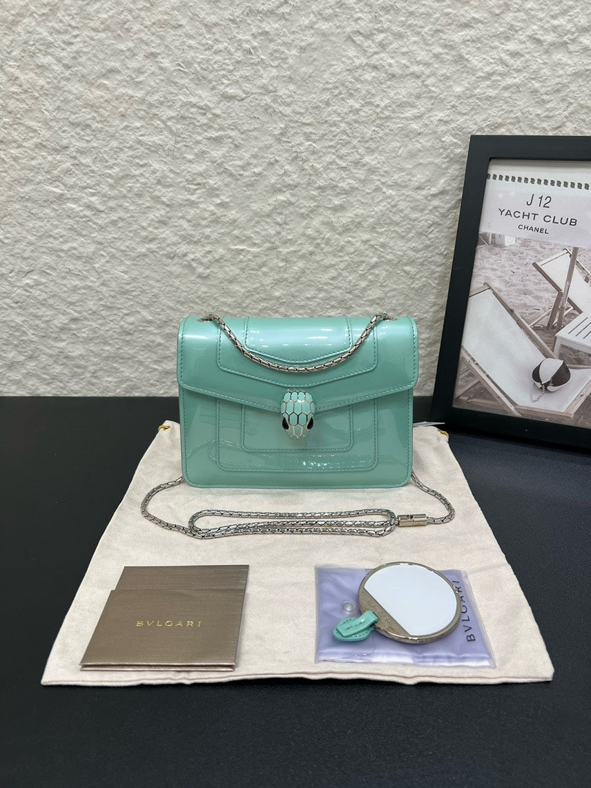 Bvlgari Serpenti Bag 20x15x3cm