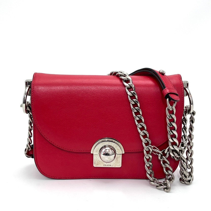PRADA Bag 22*16*5cm 3032601304995