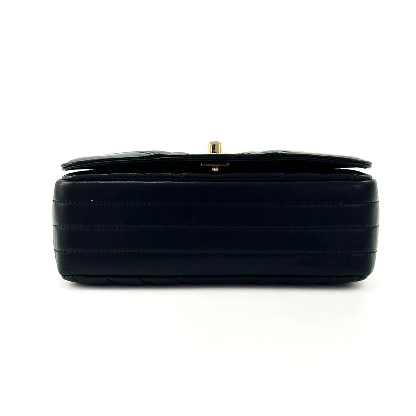 CHANEL Bag Black 2019year 20.5*12.5*6cm 3072601315014