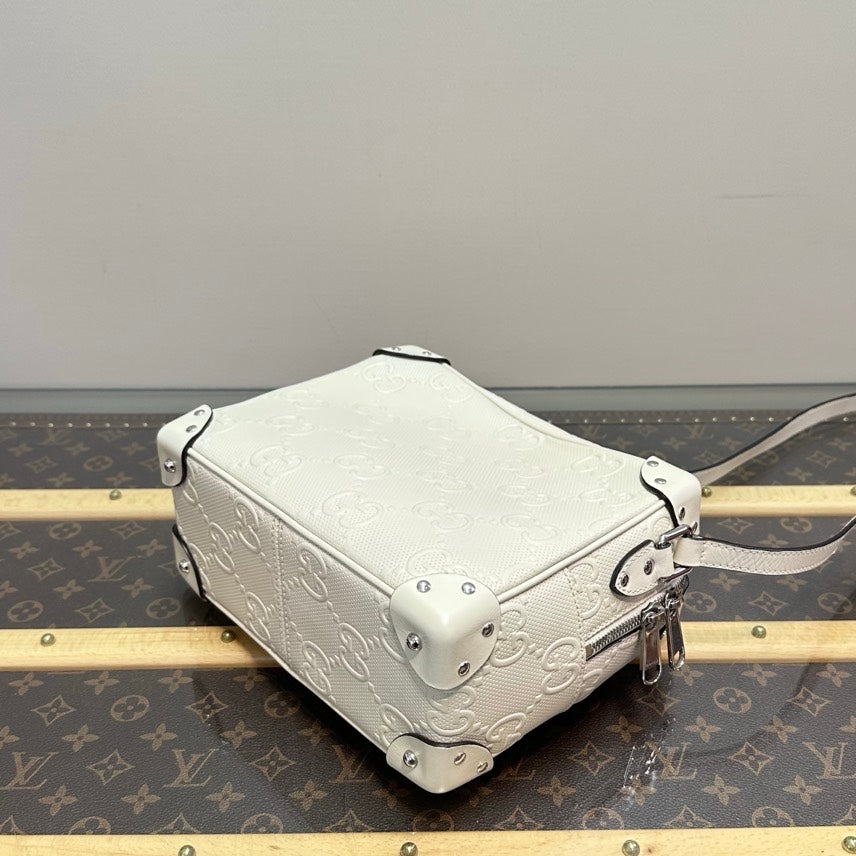 GUCCI Bag 23*19*11cm 3062601264304