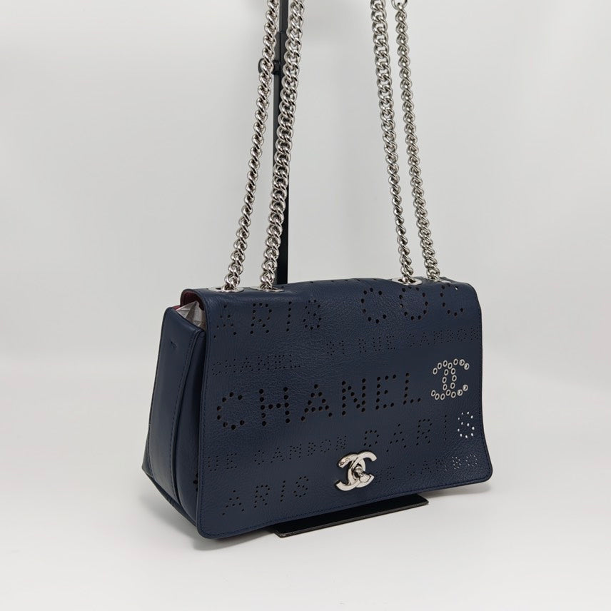 CHANELCF Bag Blue 22*16*8cm 3042601132008
