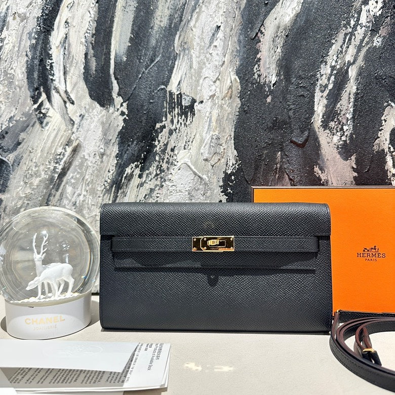 Hermes to go black and gold2024 12720