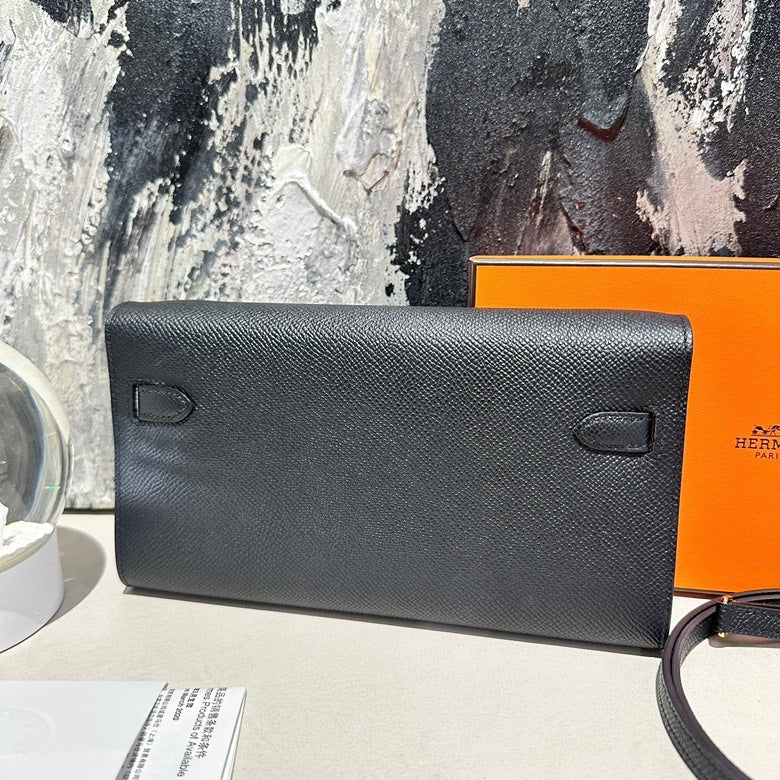 Hermes to go black and gold2024 12720
