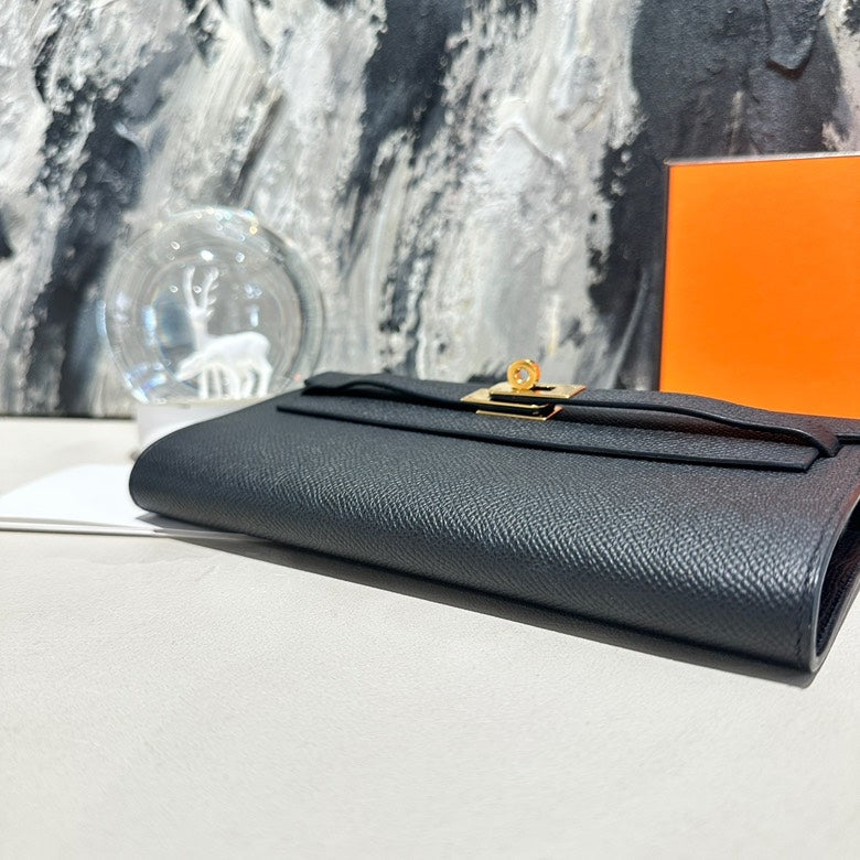 Hermes to go black and gold2024 12720