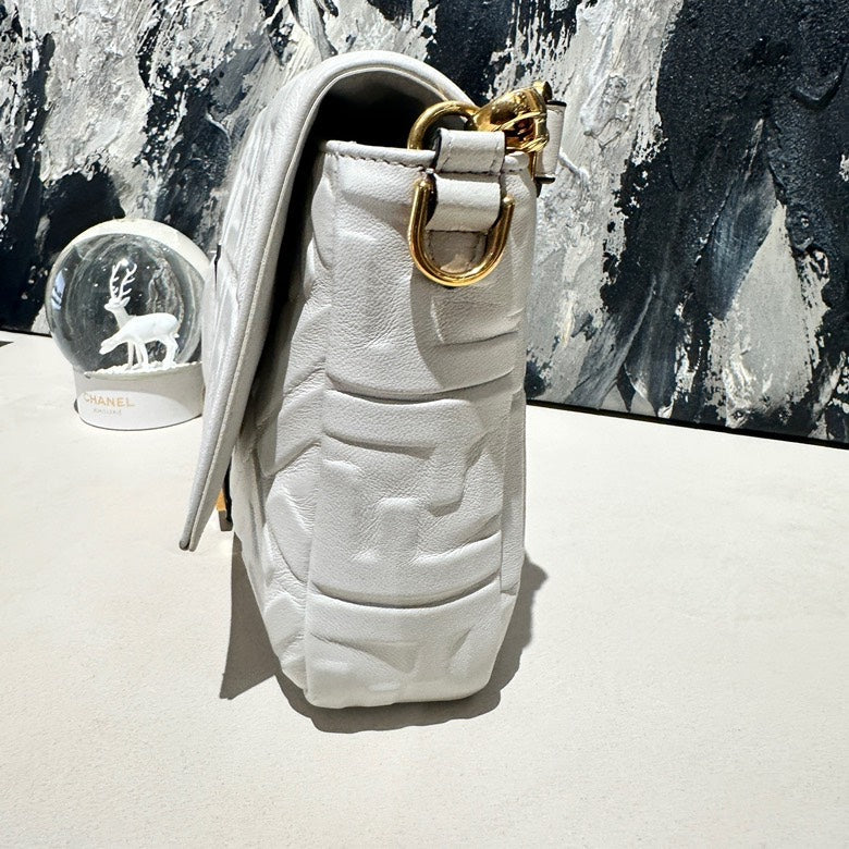 Fendi baguette white 2020 12759