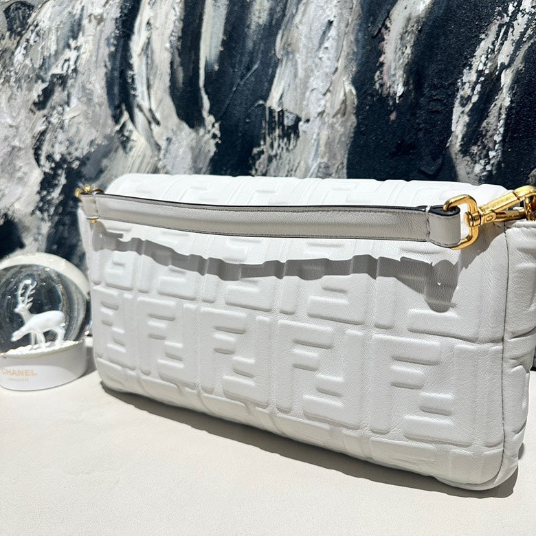 Fendi baguette white 2020 12759