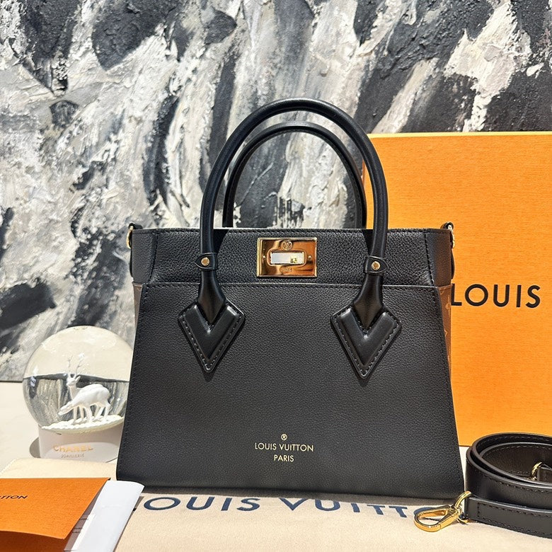 Lv on my side microchipped small pristine and full set 12707