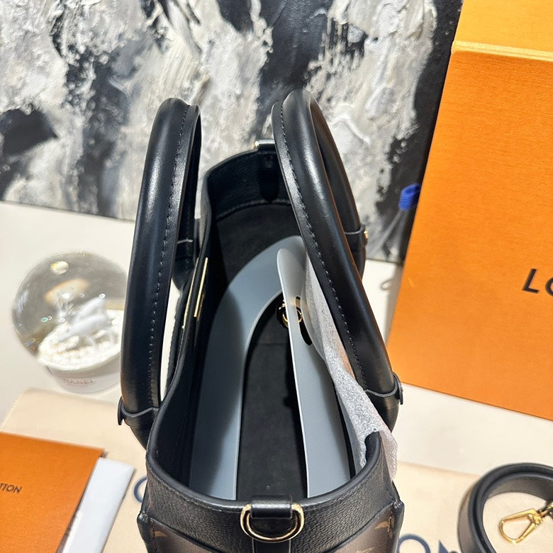 Lv on my side microchipped small pristine and full set 12707