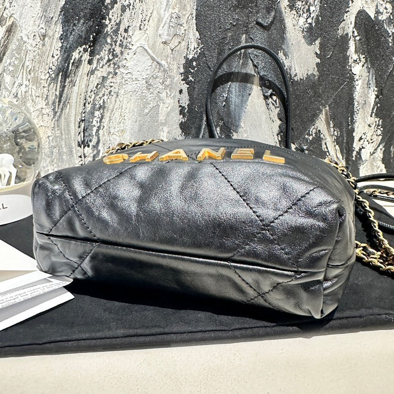 Chanel 22bag mini 12831