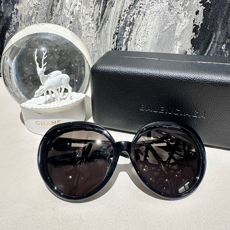 Balenciaga sunglasses 12139