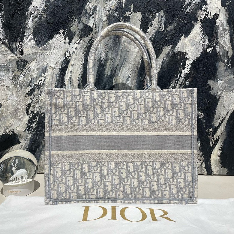 Dior book tote grey 13118