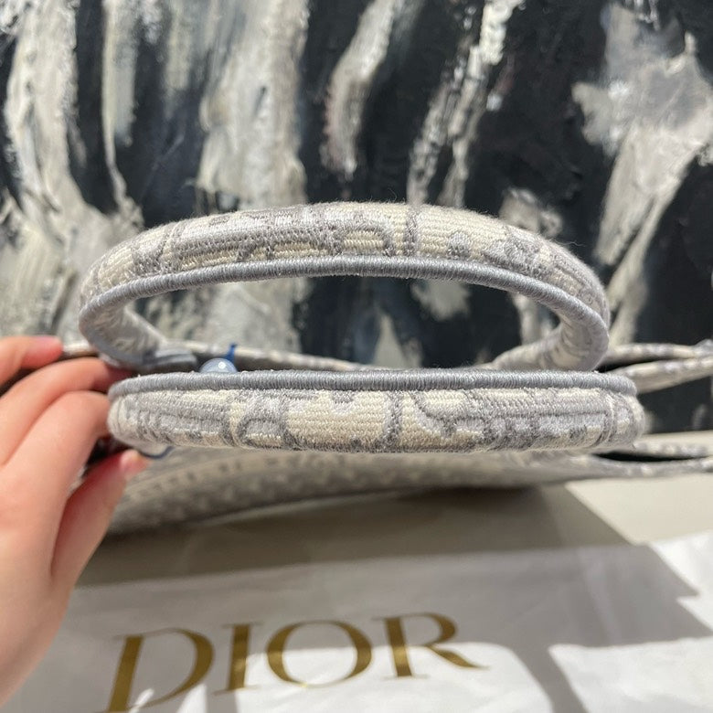 Dior book tote grey 13118
